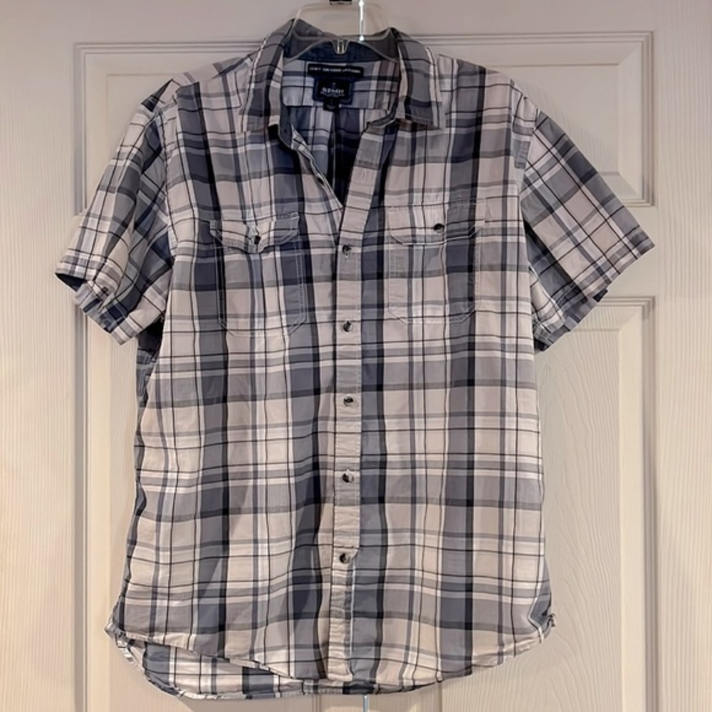 Men’s Old Navy Regular Fit Button Down Short Sleeve Collared Shirt ❤️